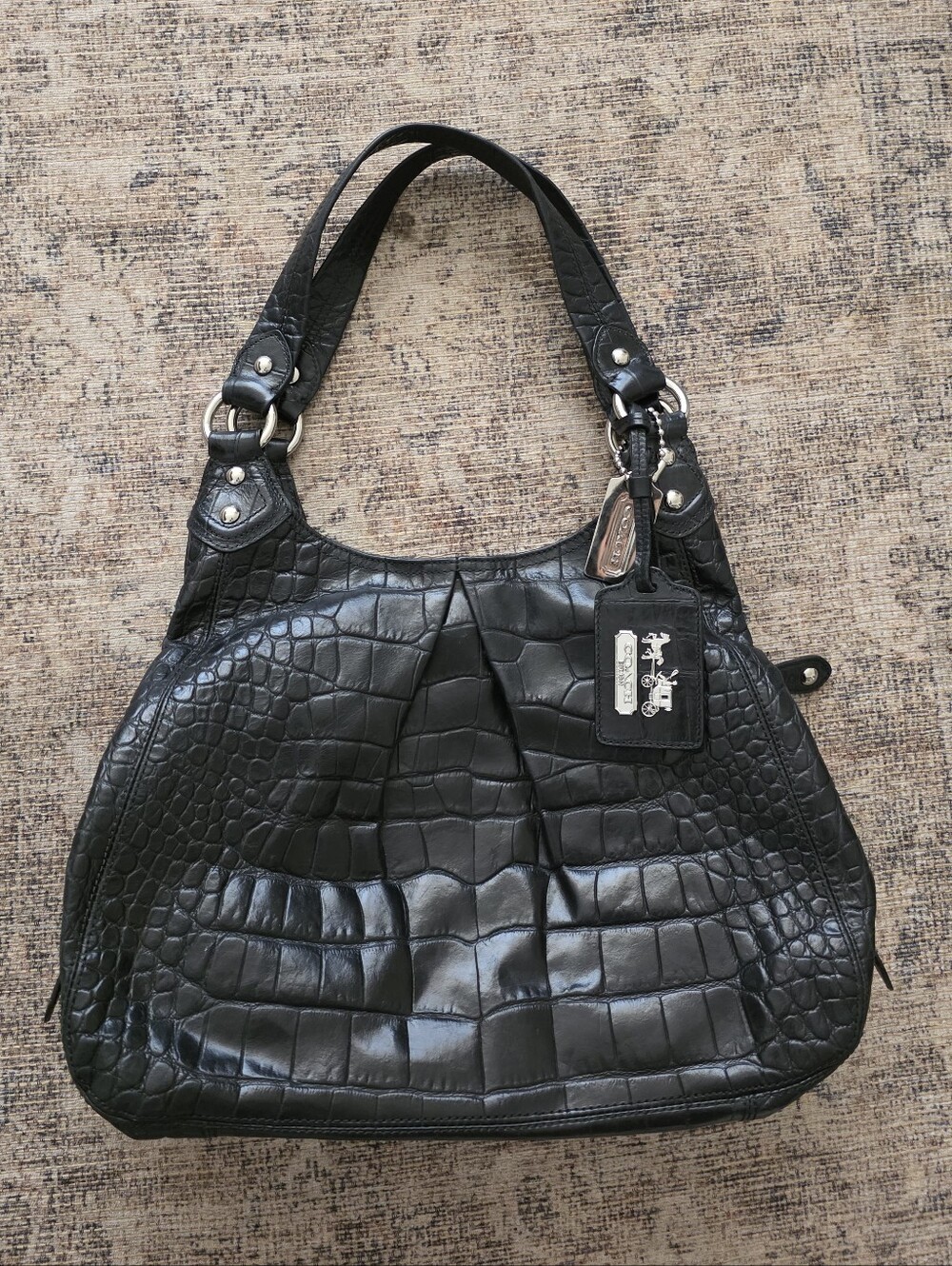 💞TAKING TO CONSIGNMENT💞Coach Black Croc-Embossed Leather Shoulder Bag - Picture 2 of 15
